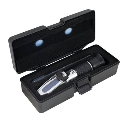 UNIVERSAL REFRACTOMETER